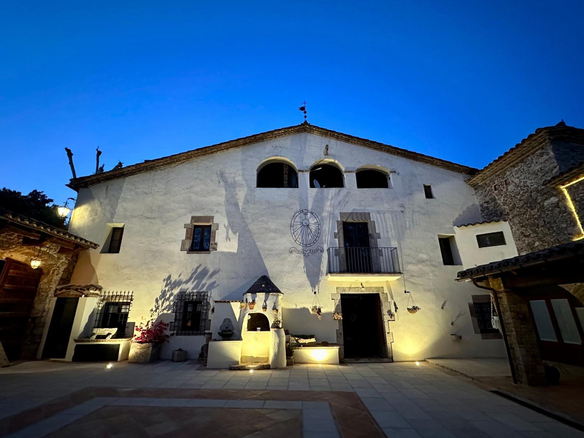 Masia Can Viver - Olive Oil Tourism B&B Bigues I Riells Екстер'єр фото